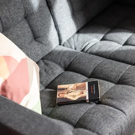 #stayhere - Brand New Colourful Close To Shopping Malls *