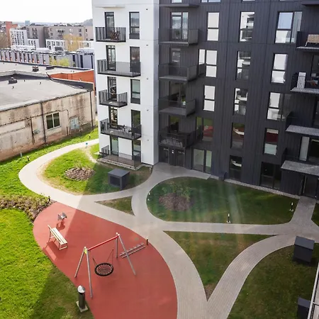 #stayhere - Brand New Colourful Close To Shopping Malls Apartment *