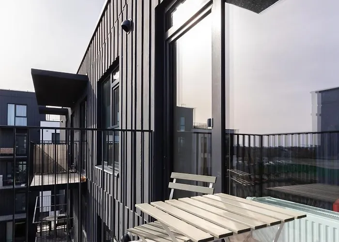 #stayhere - Brand New Colourful Close To Shopping Malls *