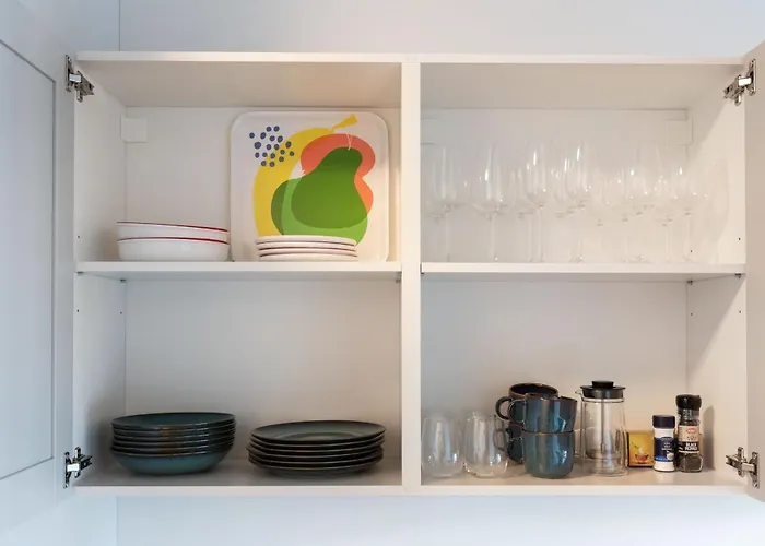 Butas #stayhere - Brand New Colourful Close To Shopping Malls *