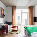 Διαμέρισμα #stayhere - Brand New Colourful Close To Shopping Malls